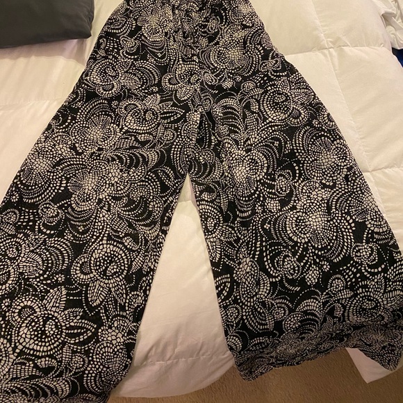 Romper - Picture 2 of 2